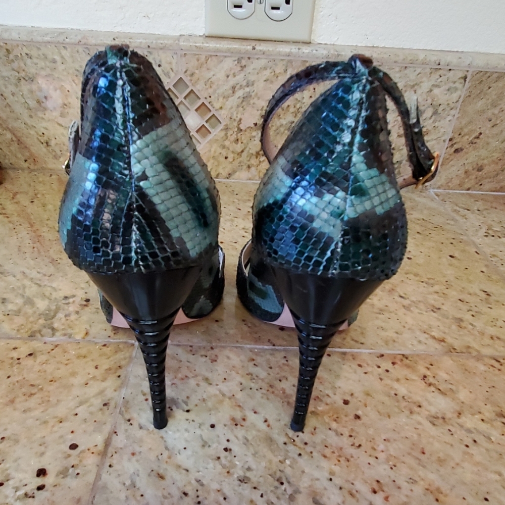 NEW Max Martin snakeskin heels - Picture 7 of 7